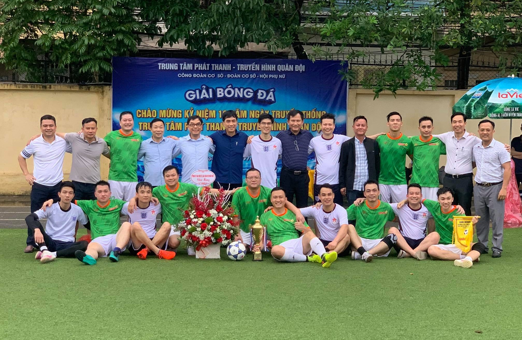 Đội khối Thời sự vô địch Giải bóng đá Trung tâm Phát thanh-Truyền hình Quân đội